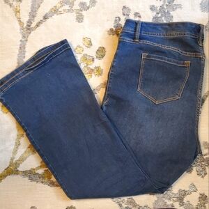 Torrid. 16S Luxe Slim Bootcut Jeans. Super Stretch.